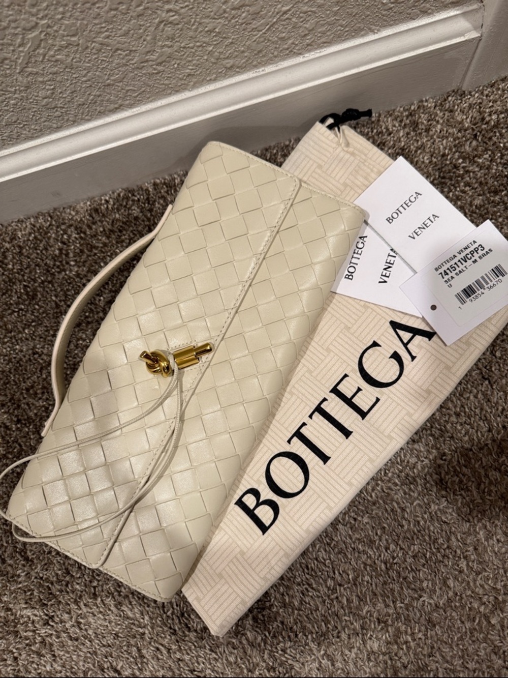 New Authentic Bottega Veneta Andiamo Clutch Sea Salt Retails $3500